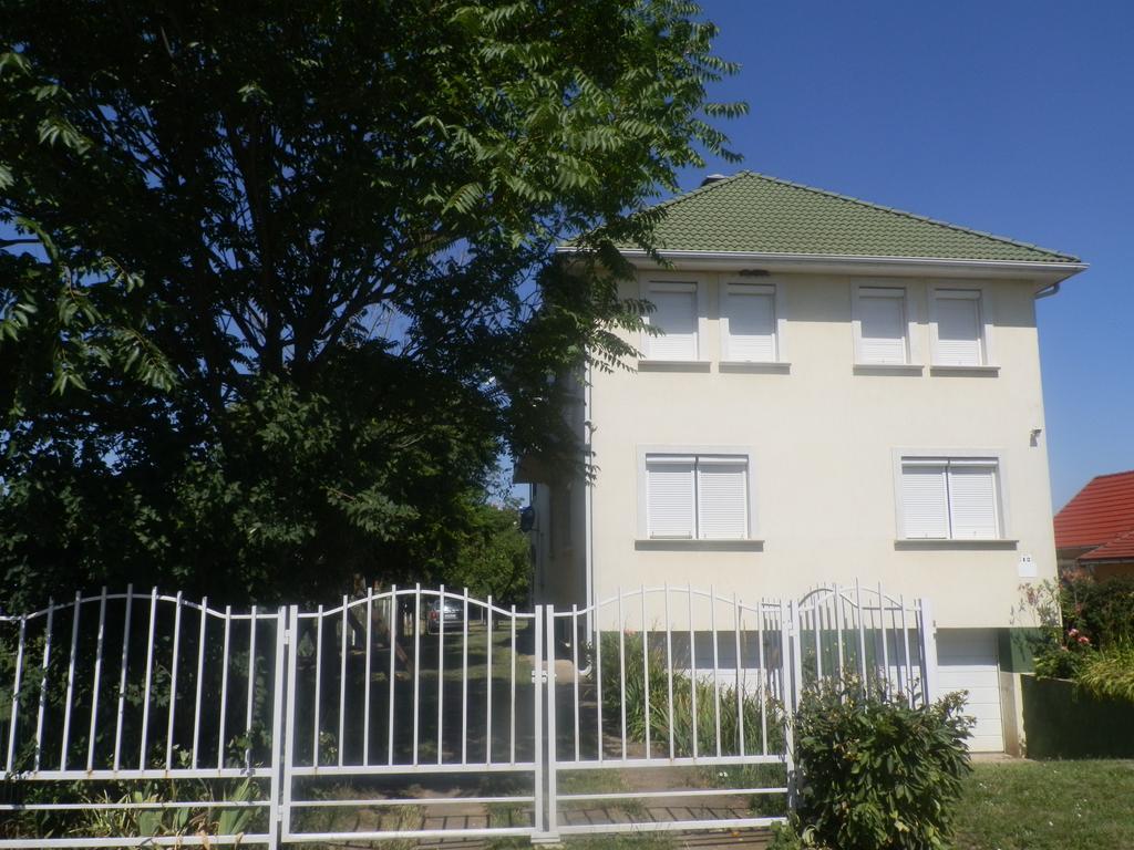 Aquaparti Apartmanok Hajduszoboszlo Bagian luar foto