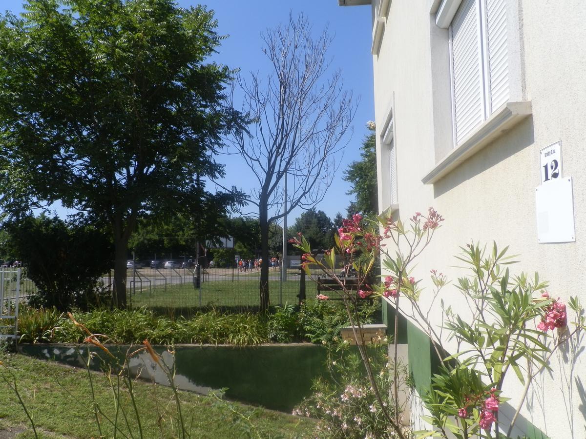 Aquaparti Apartmanok Hajduszoboszlo Bagian luar foto